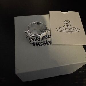 Vivienne Westwood belt ring in silver